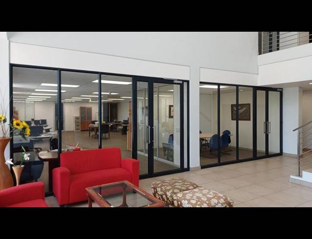 INDUSTRIAL PROPERTY TO RENT IN SAMRAND BUSINESS PARK